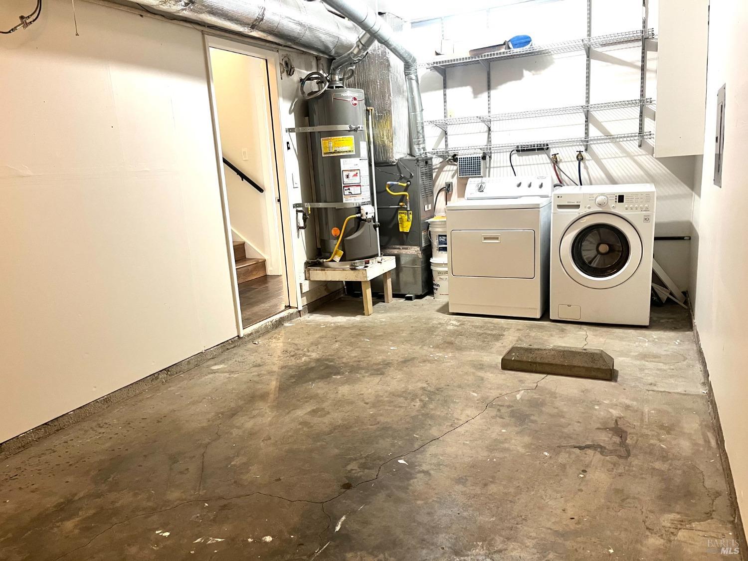 160 Mariner Green Ct