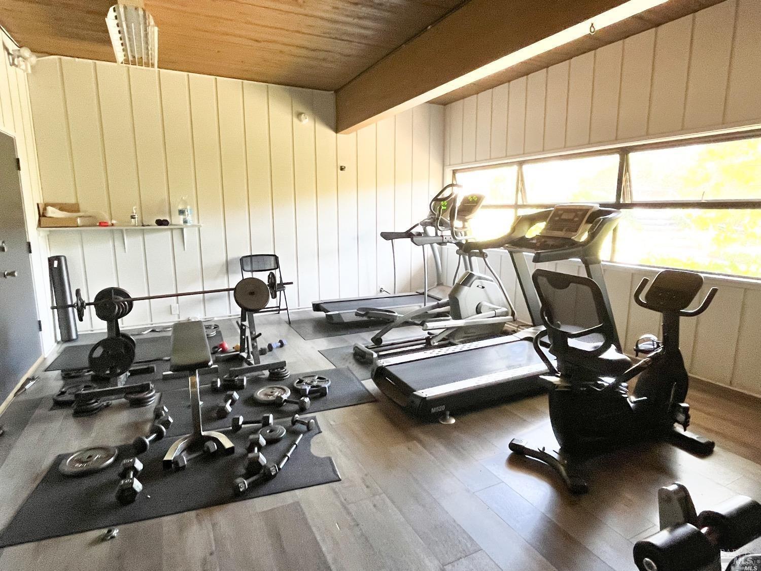 160 Mariner Green Ct