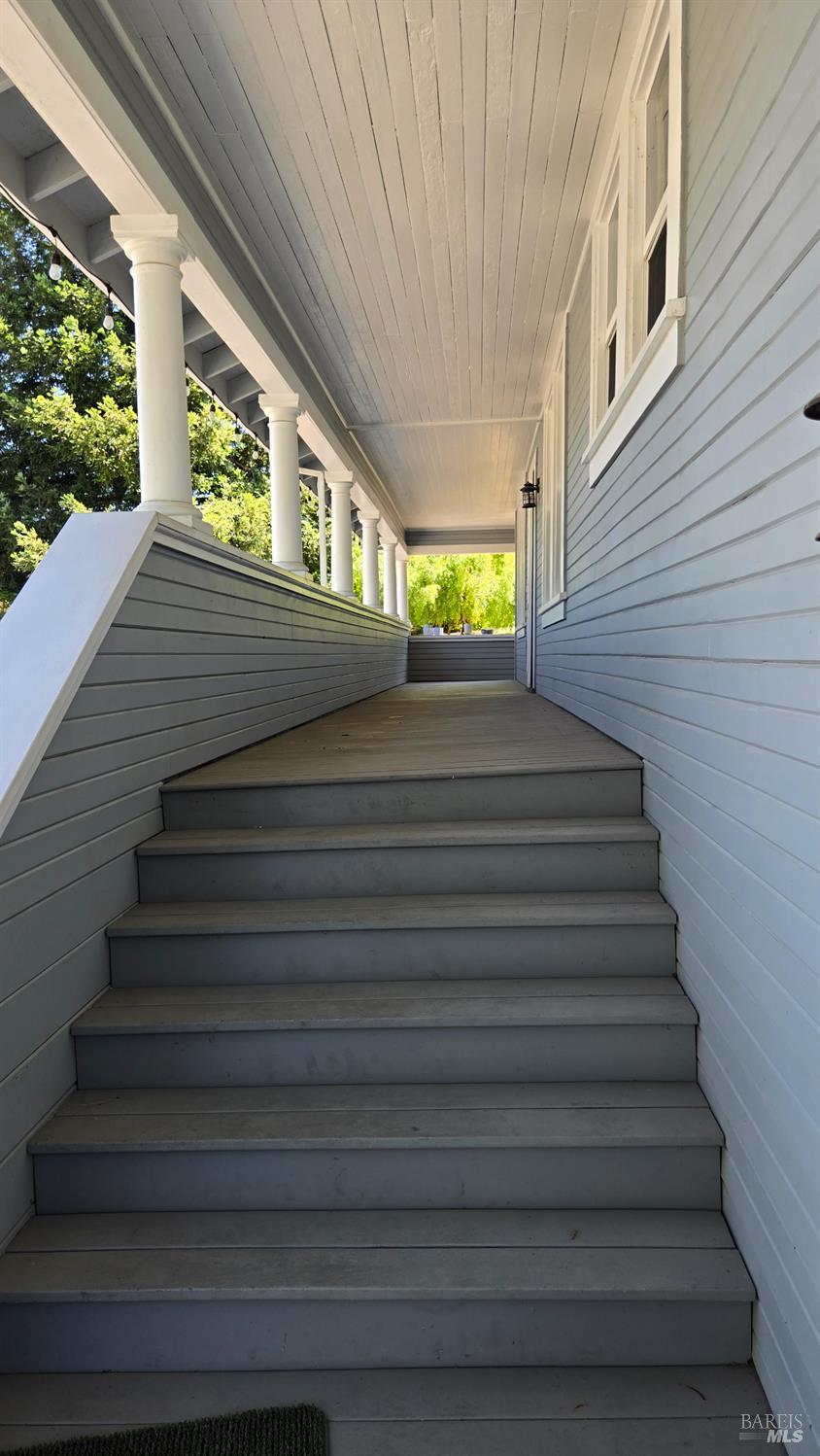 125 Adobe Rd