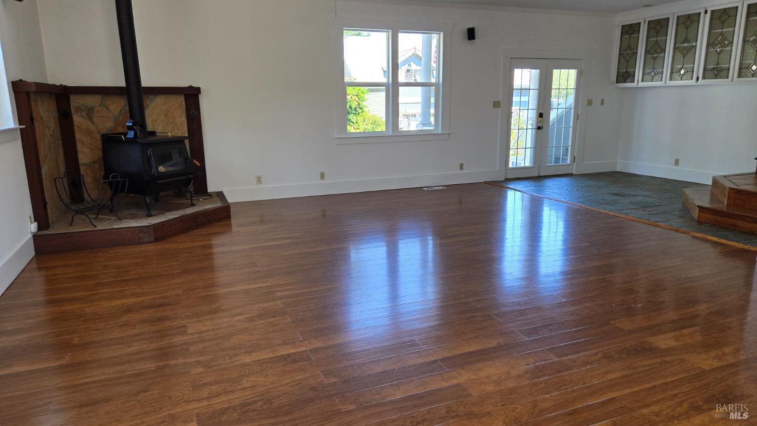 125 Adobe Rd