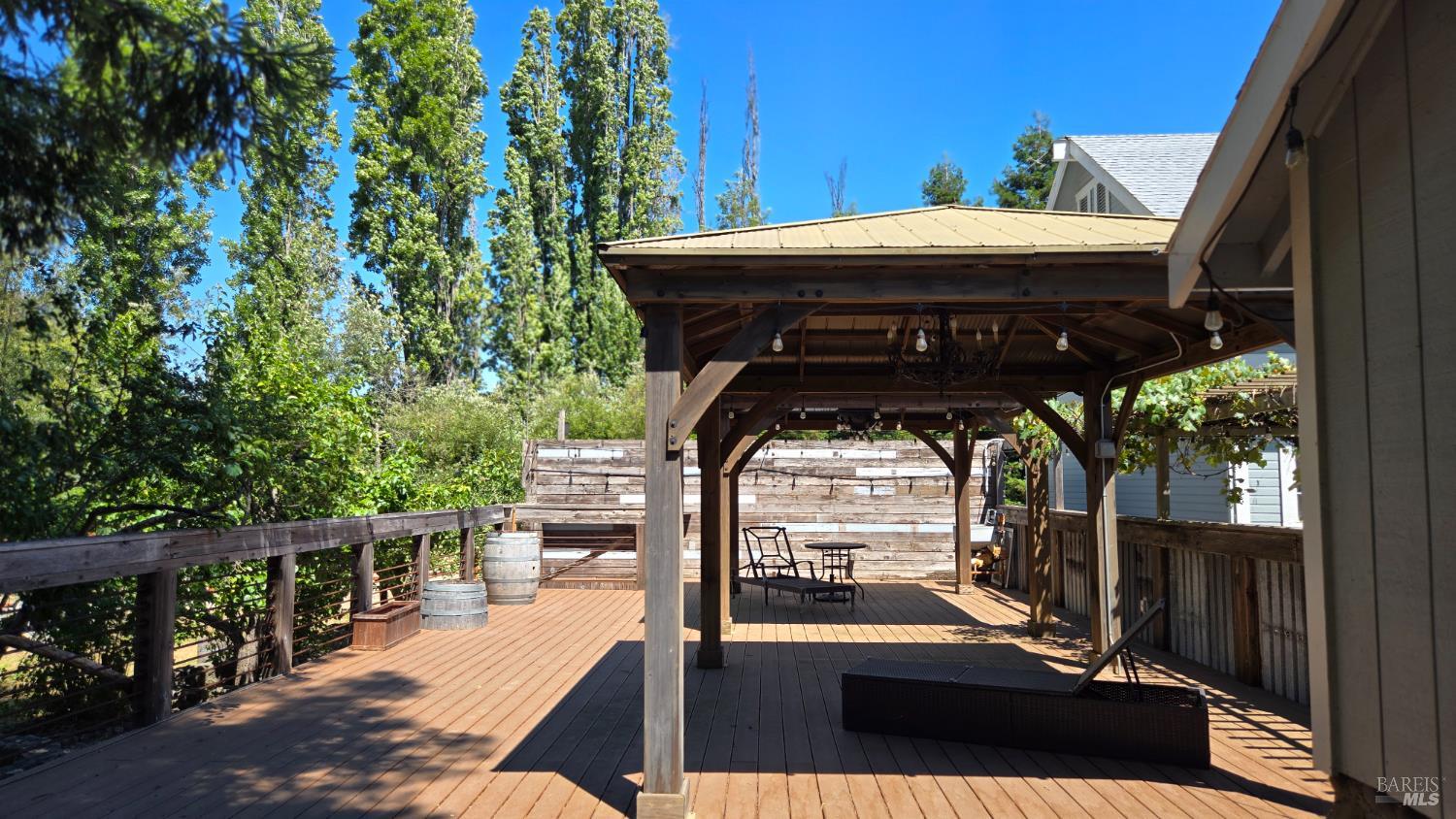 125 Adobe Rd