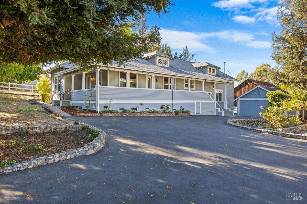 125 Adobe Rd
