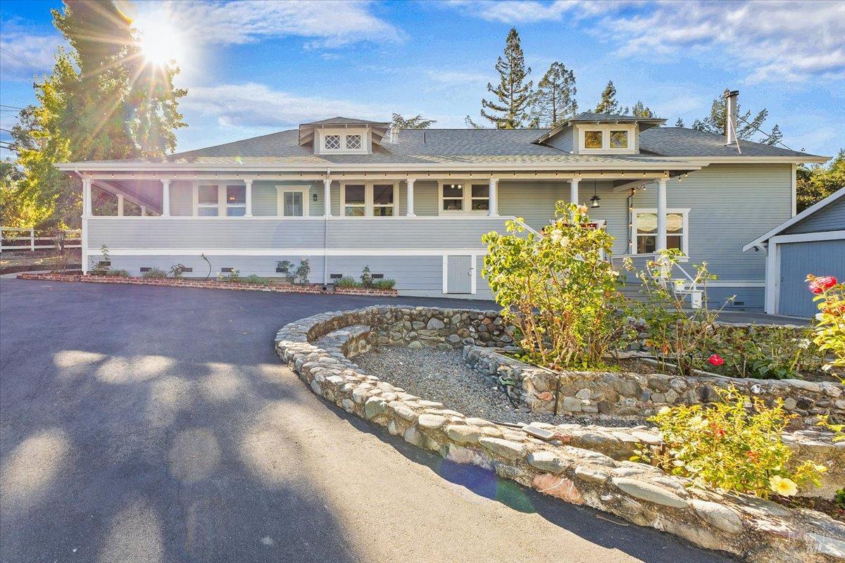 125 Adobe Rd