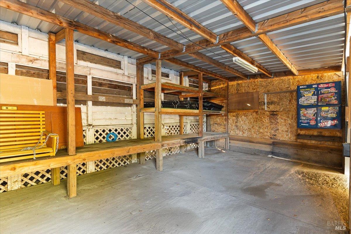 125 Adobe Rd