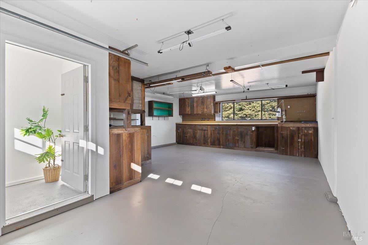 125 Adobe Rd