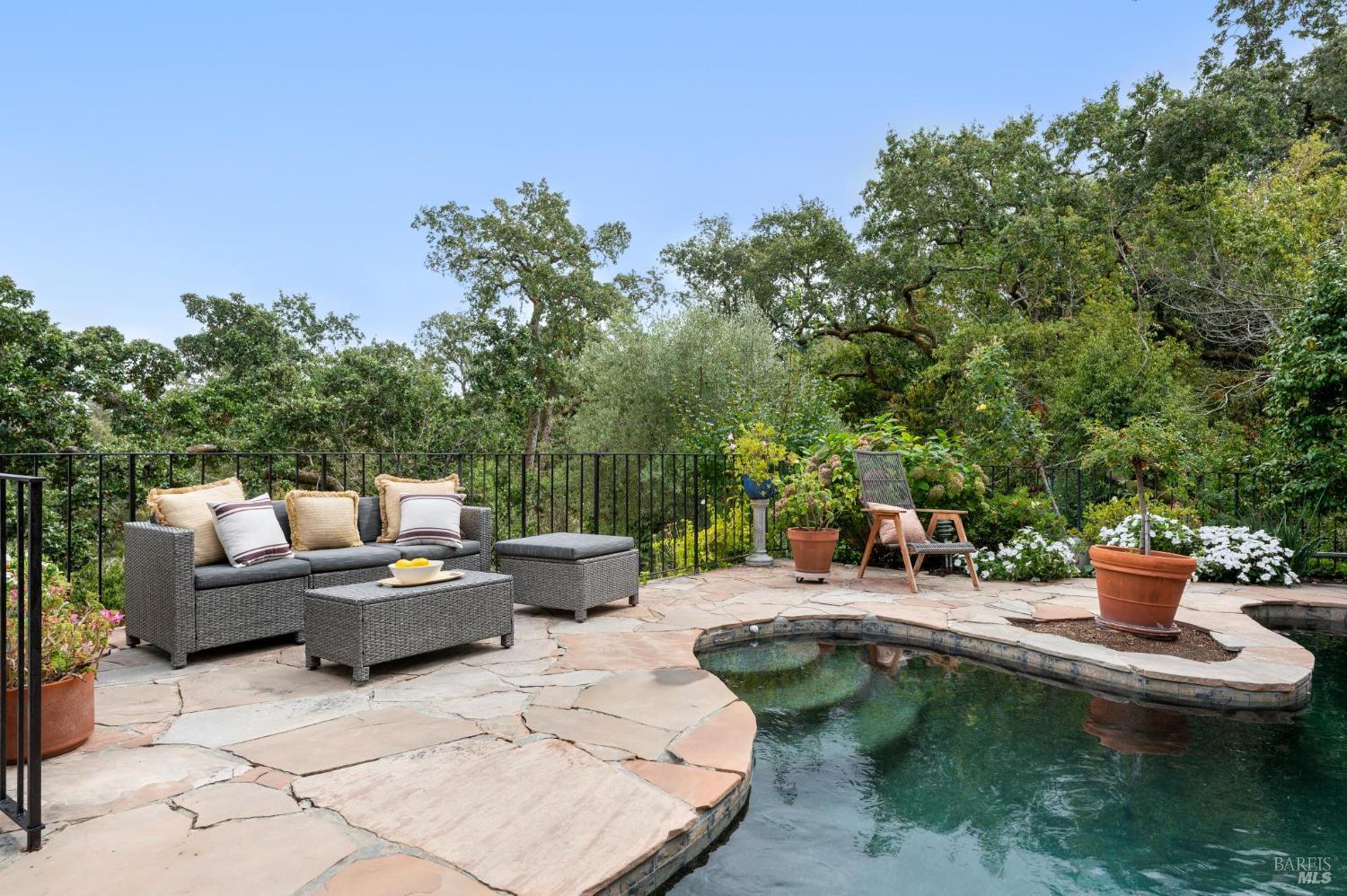 125 Oak Ave Unit:  