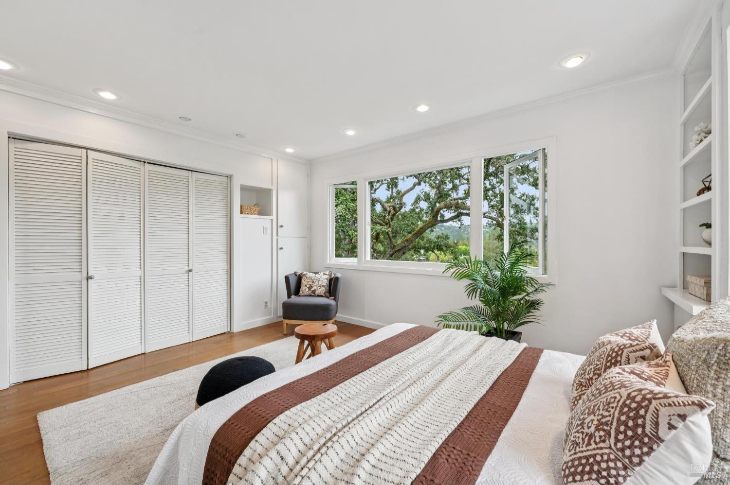 125 Oak Ave Unit:  