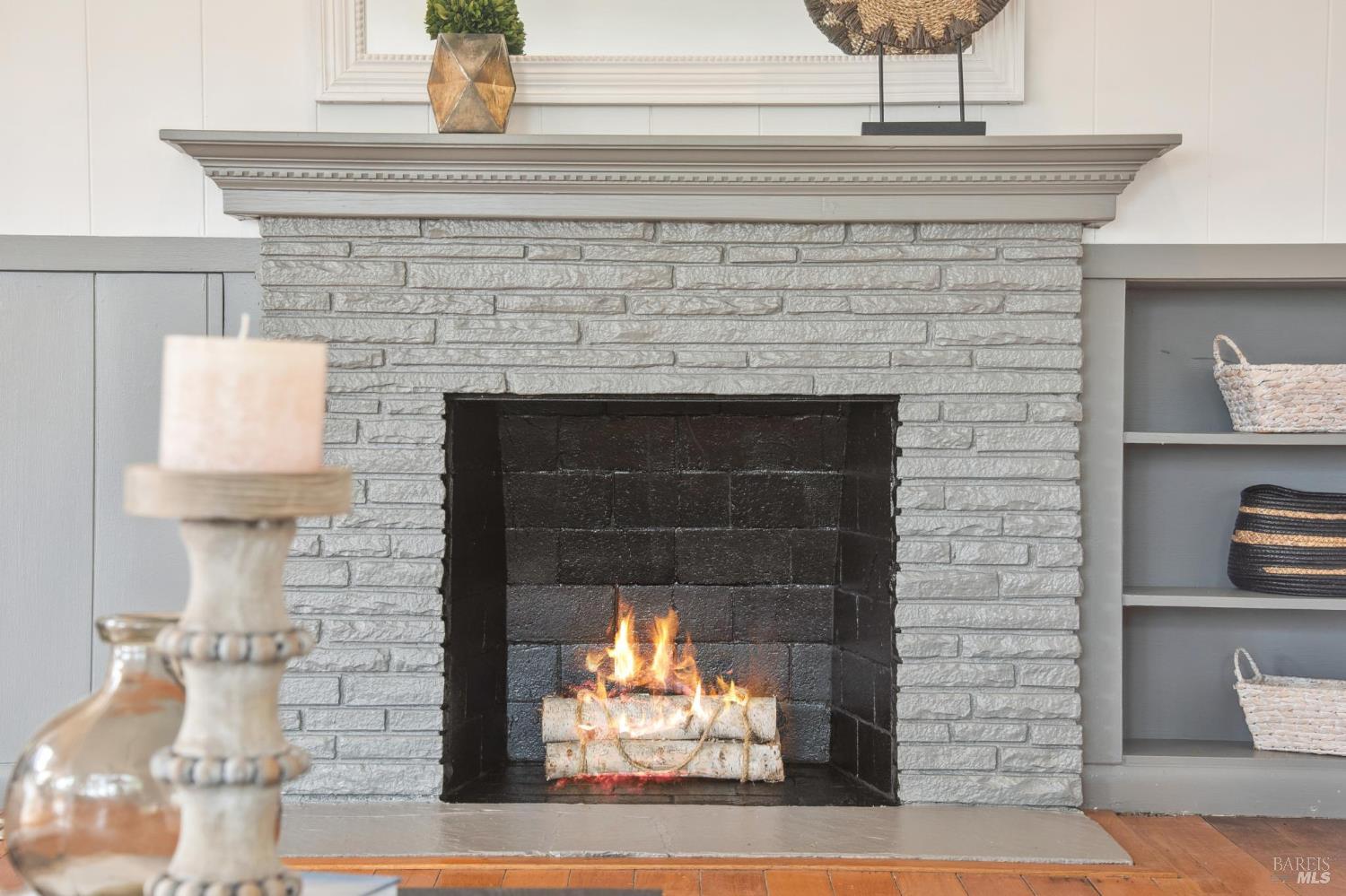 125 Oak Ave Unit:  