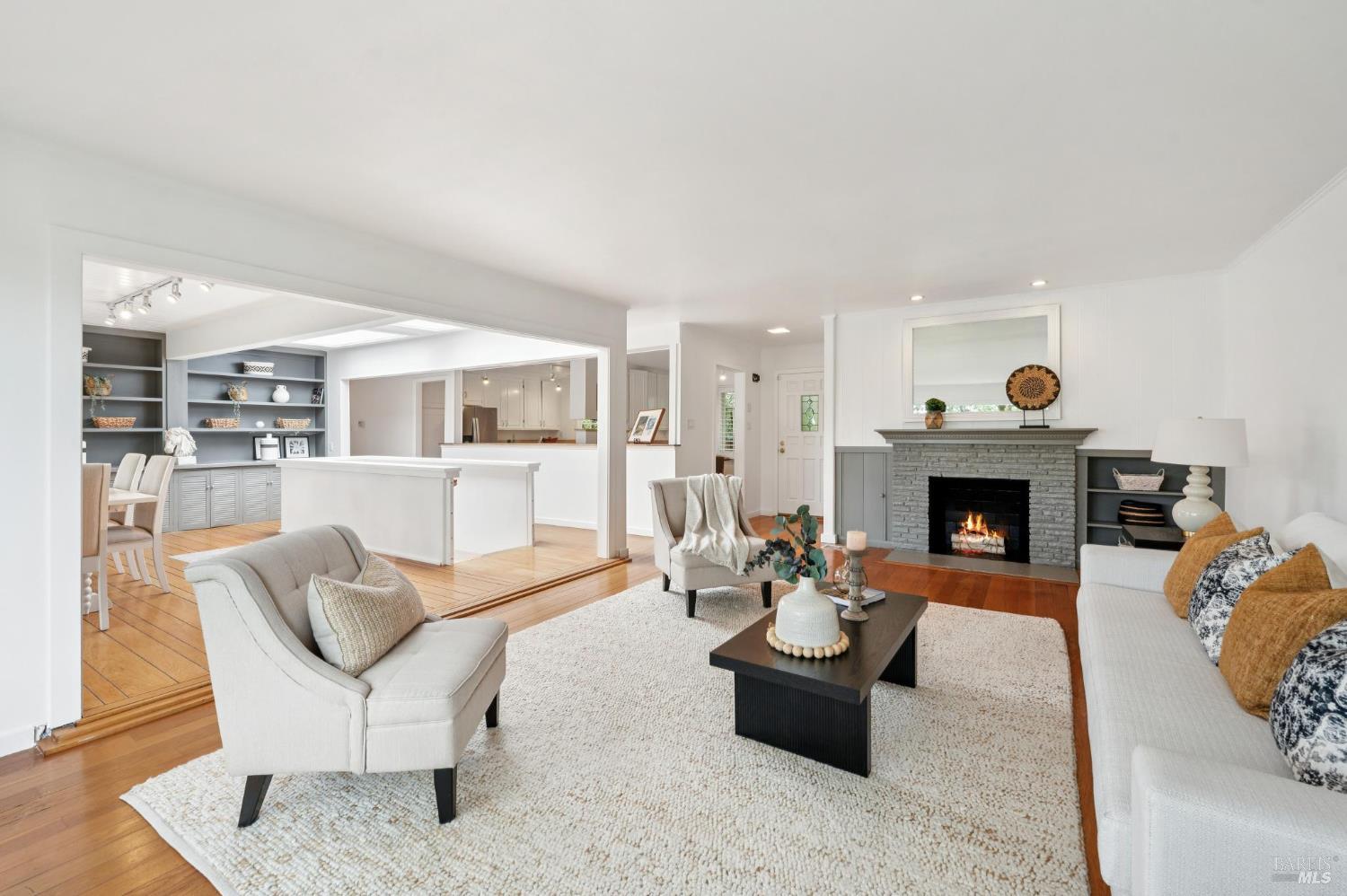 125 Oak Ave Unit:  