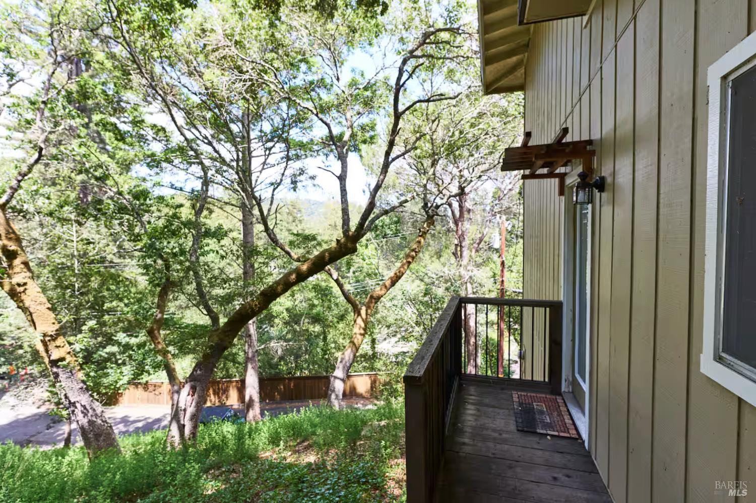 74 Briar Rd