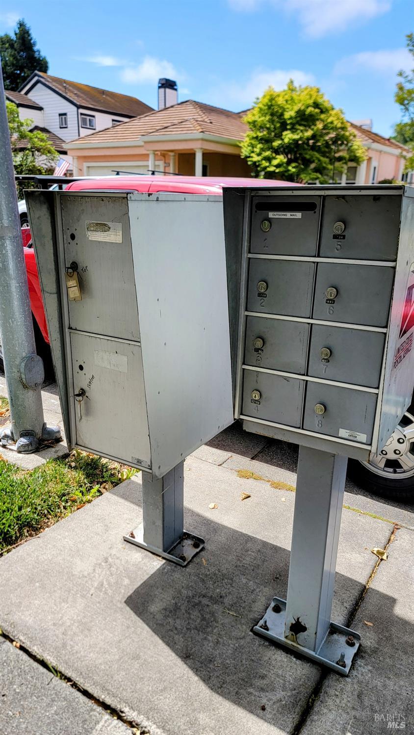 1734 Zinfandel Drive