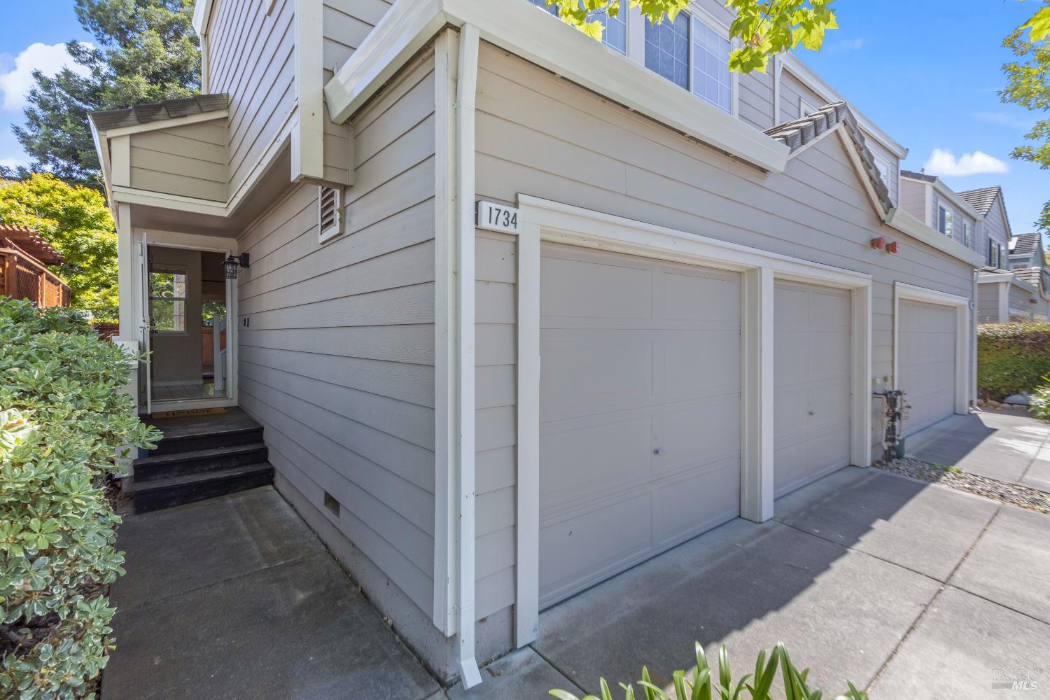 1734 Zinfandel Drive