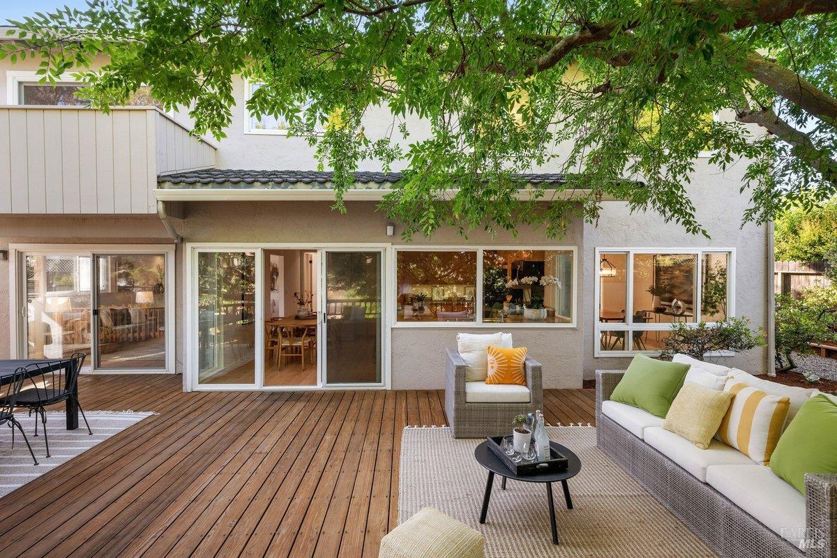116 Twelveoak Hill Drive