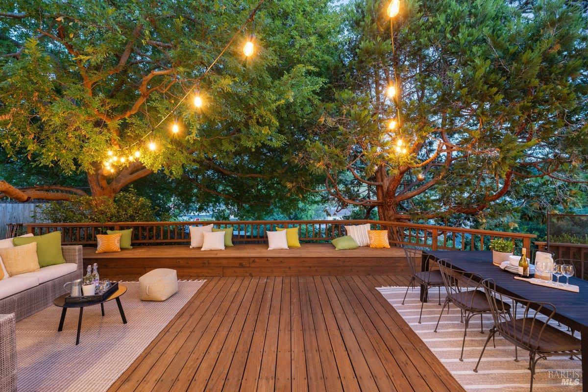 116 Twelveoak Hill Drive