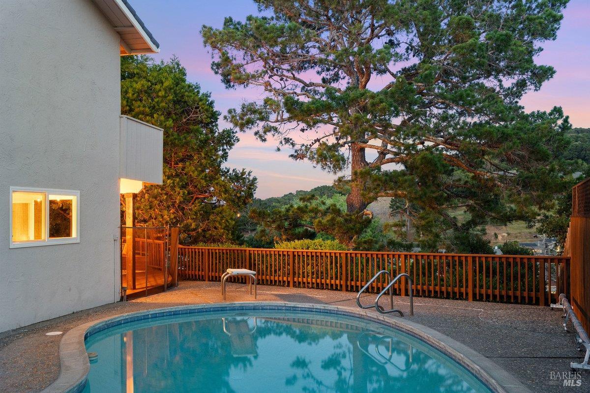 116 Twelveoak Hill Drive