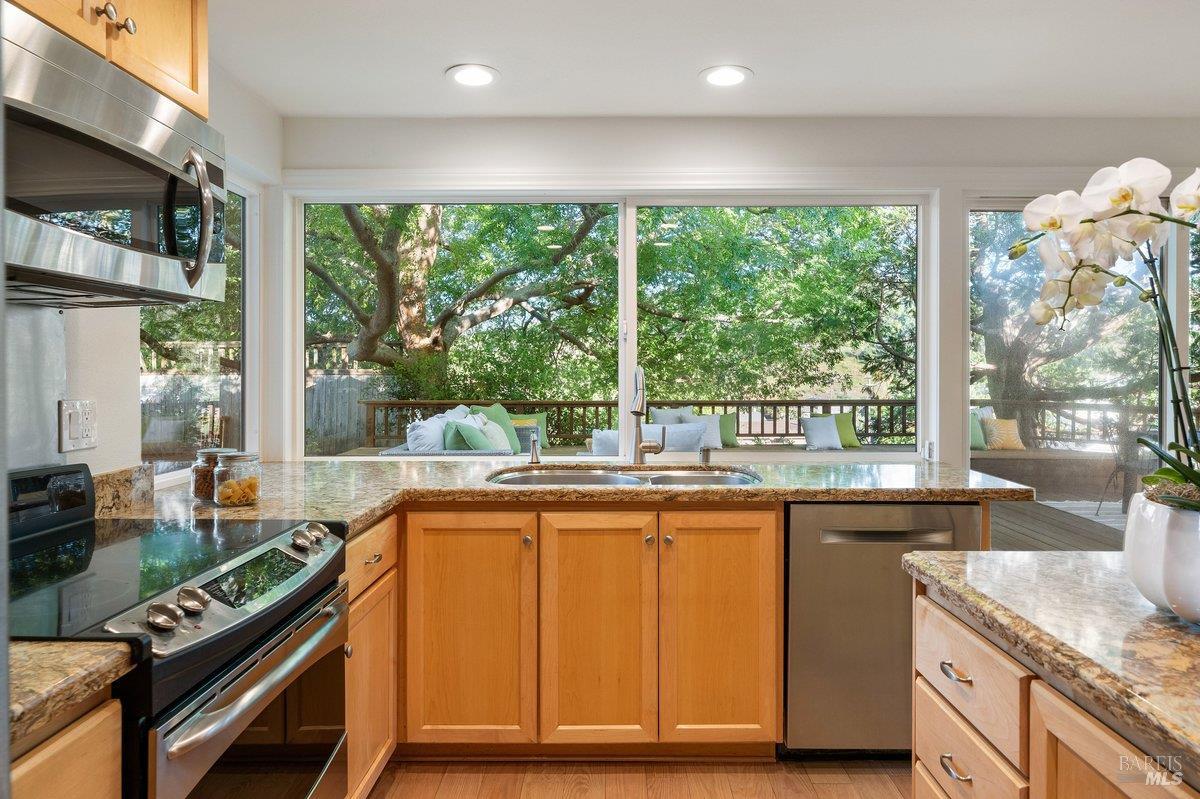116 Twelveoak Hill Drive
