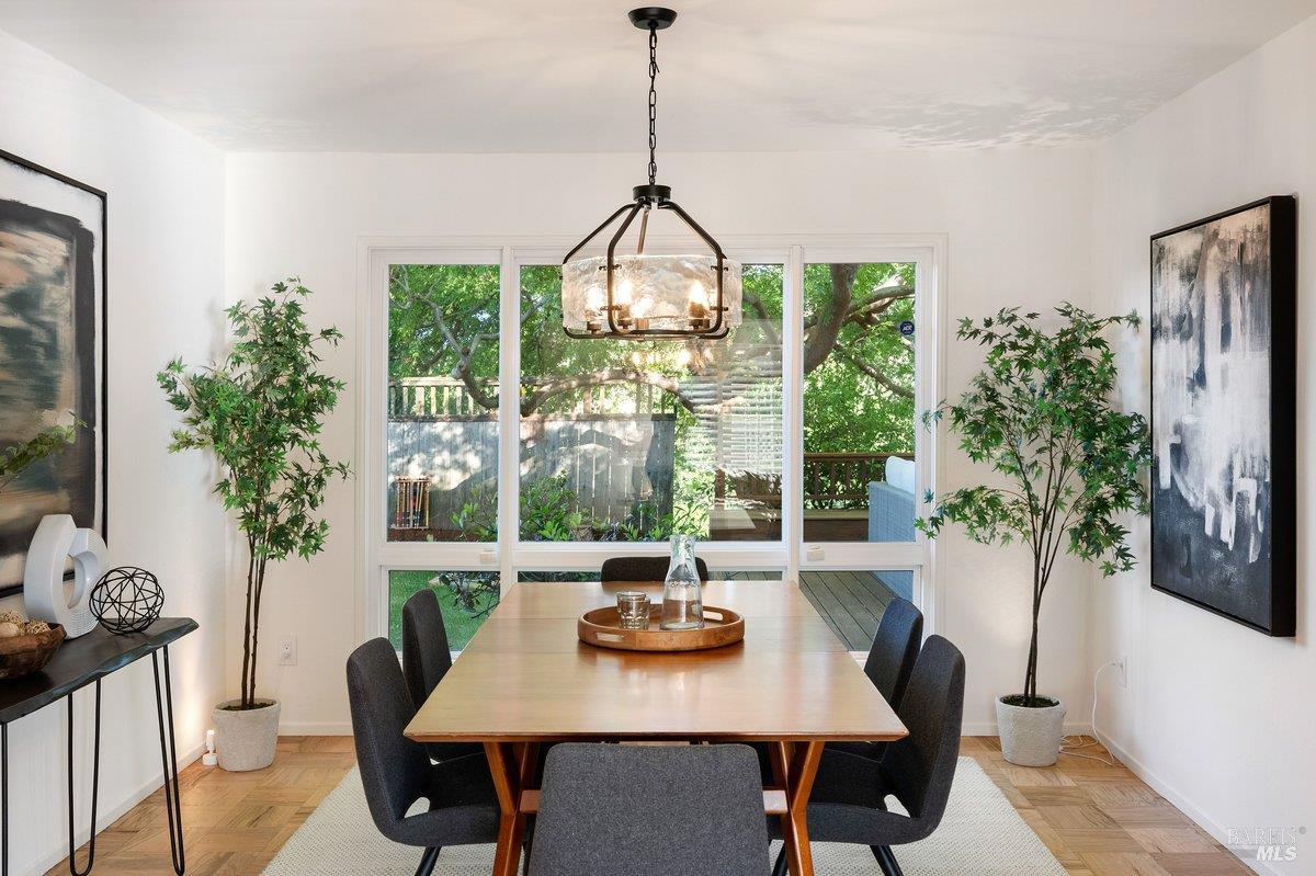 116 Twelveoak Hill Drive