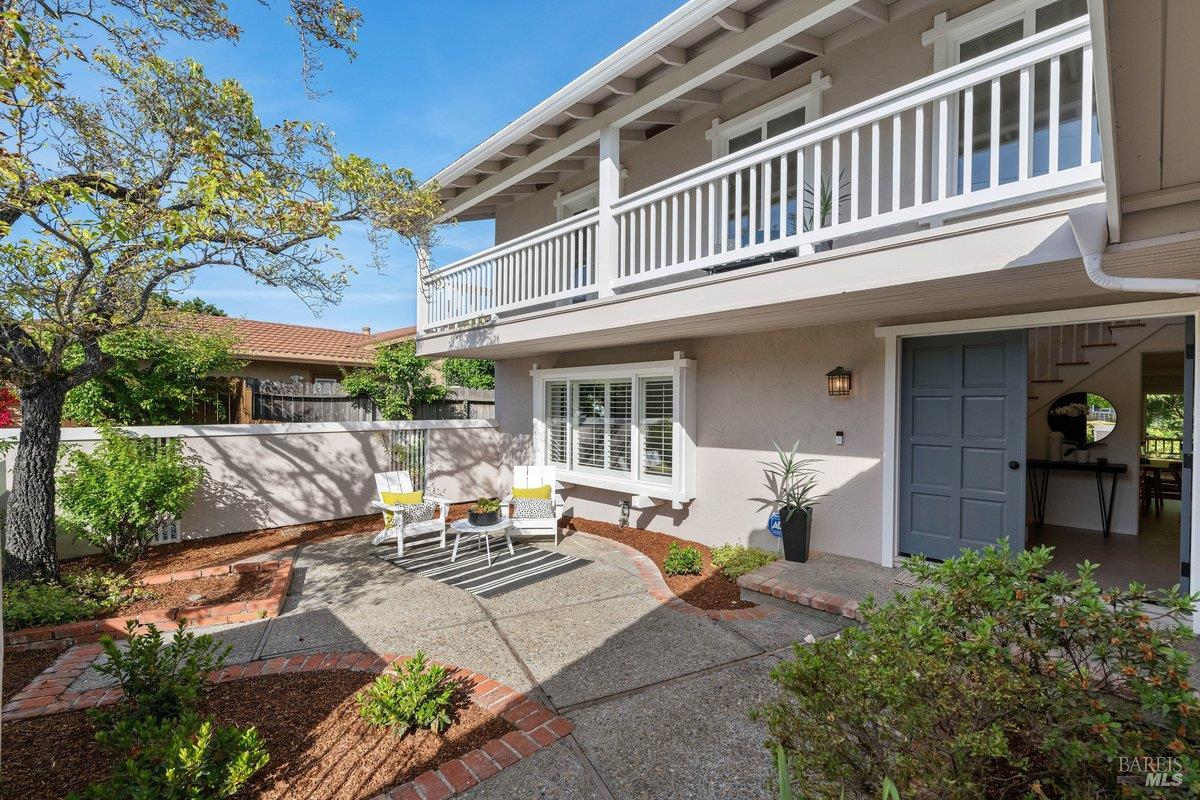 116 Twelveoak Hill Drive