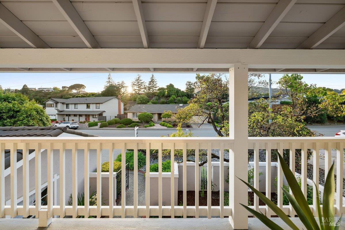 116 Twelveoak Hill Drive