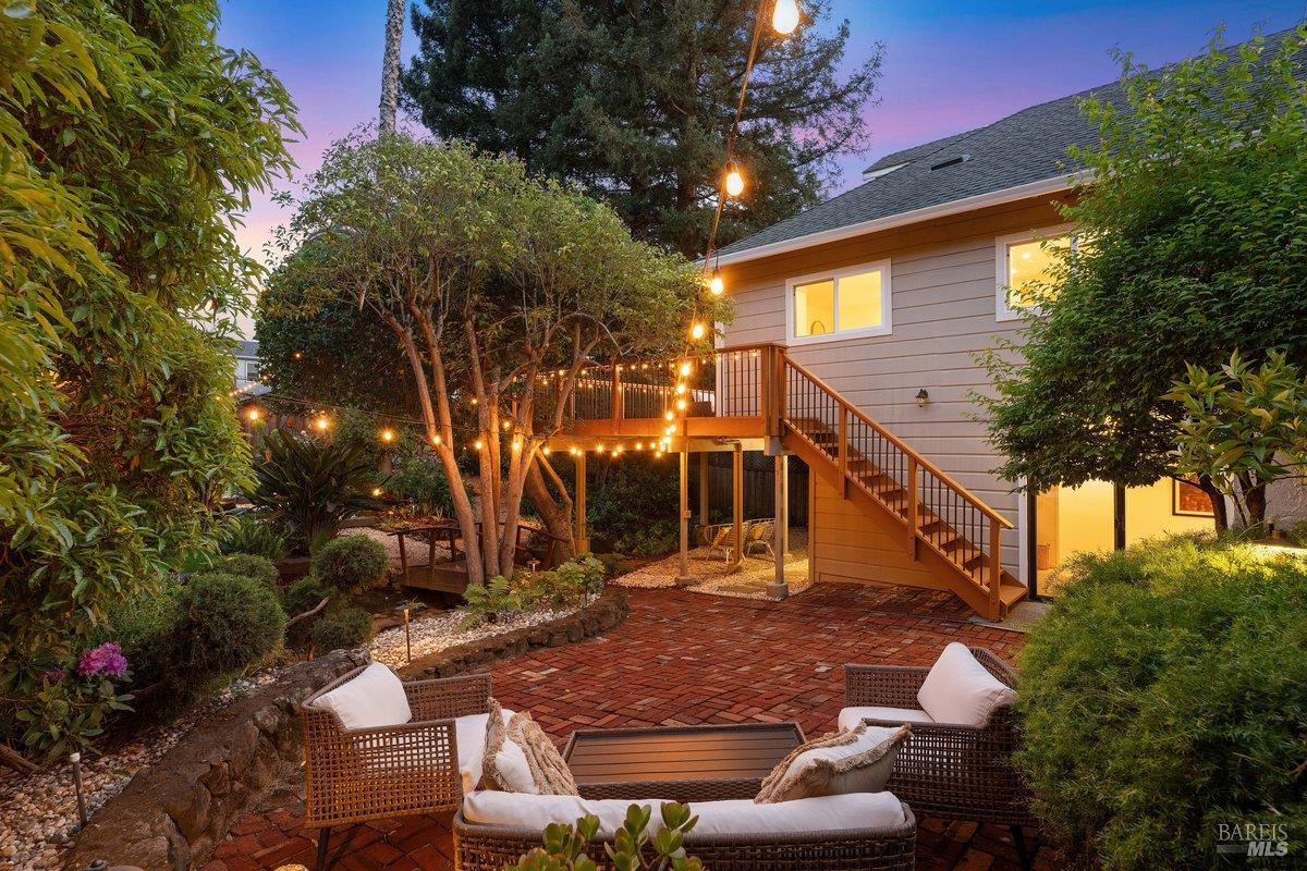 261 Glen Park Avenue