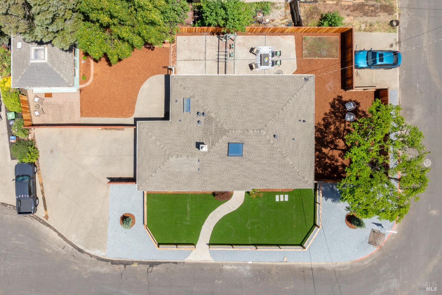 2 Las Huertas Court