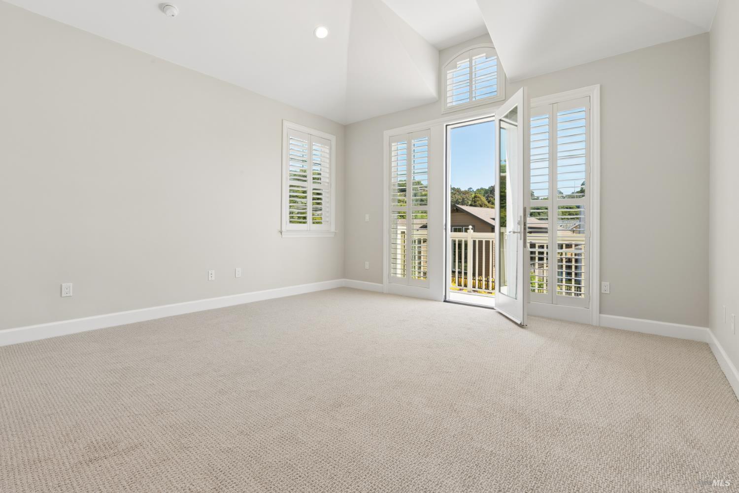 34 Bayharbor Way
