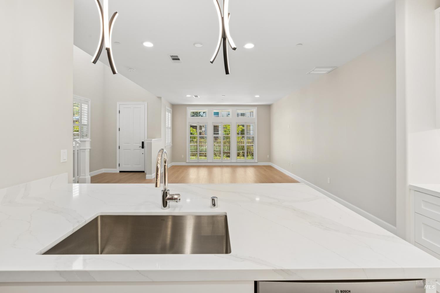 34 Bayharbor Way