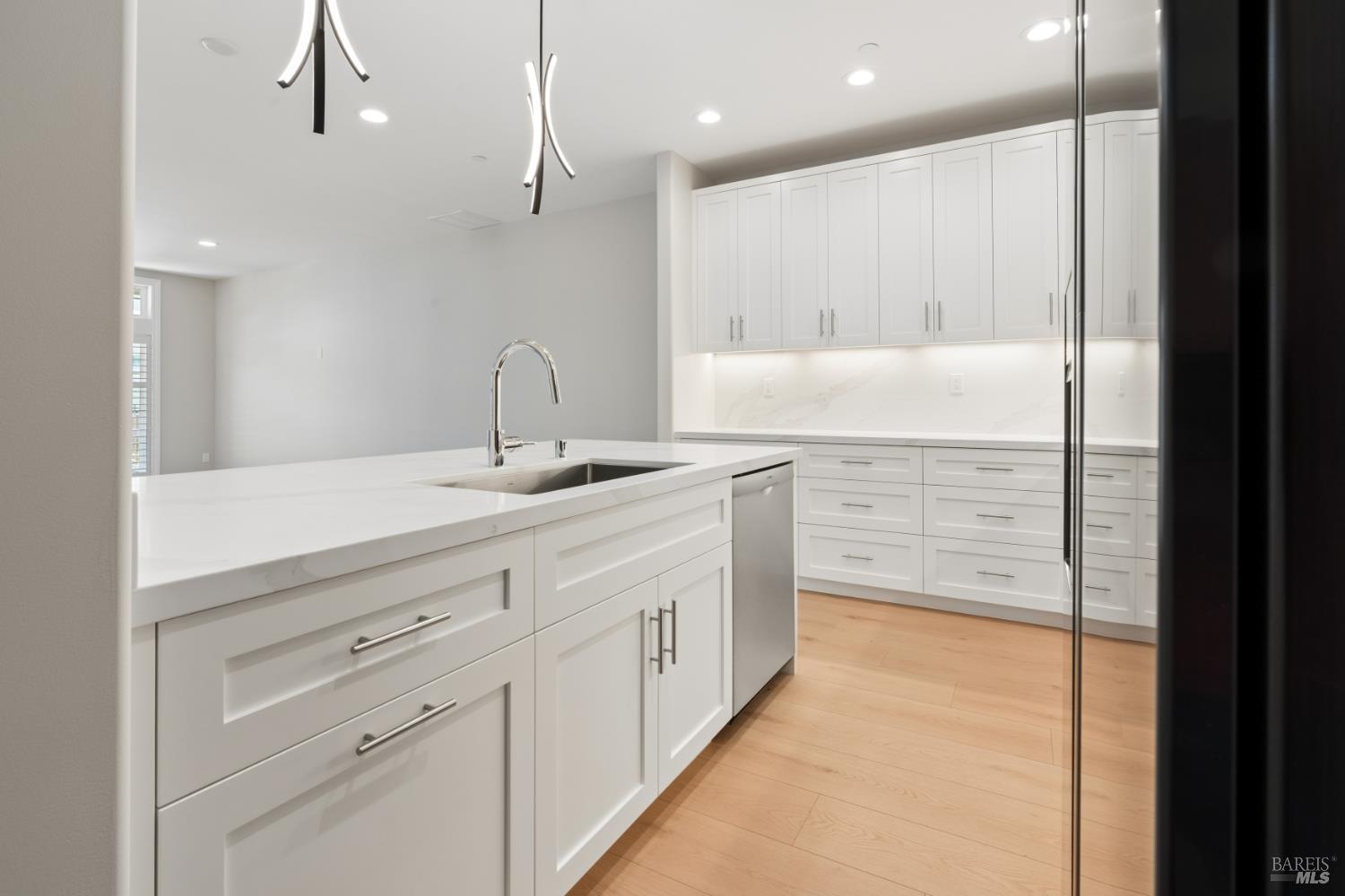 34 Bayharbor Way