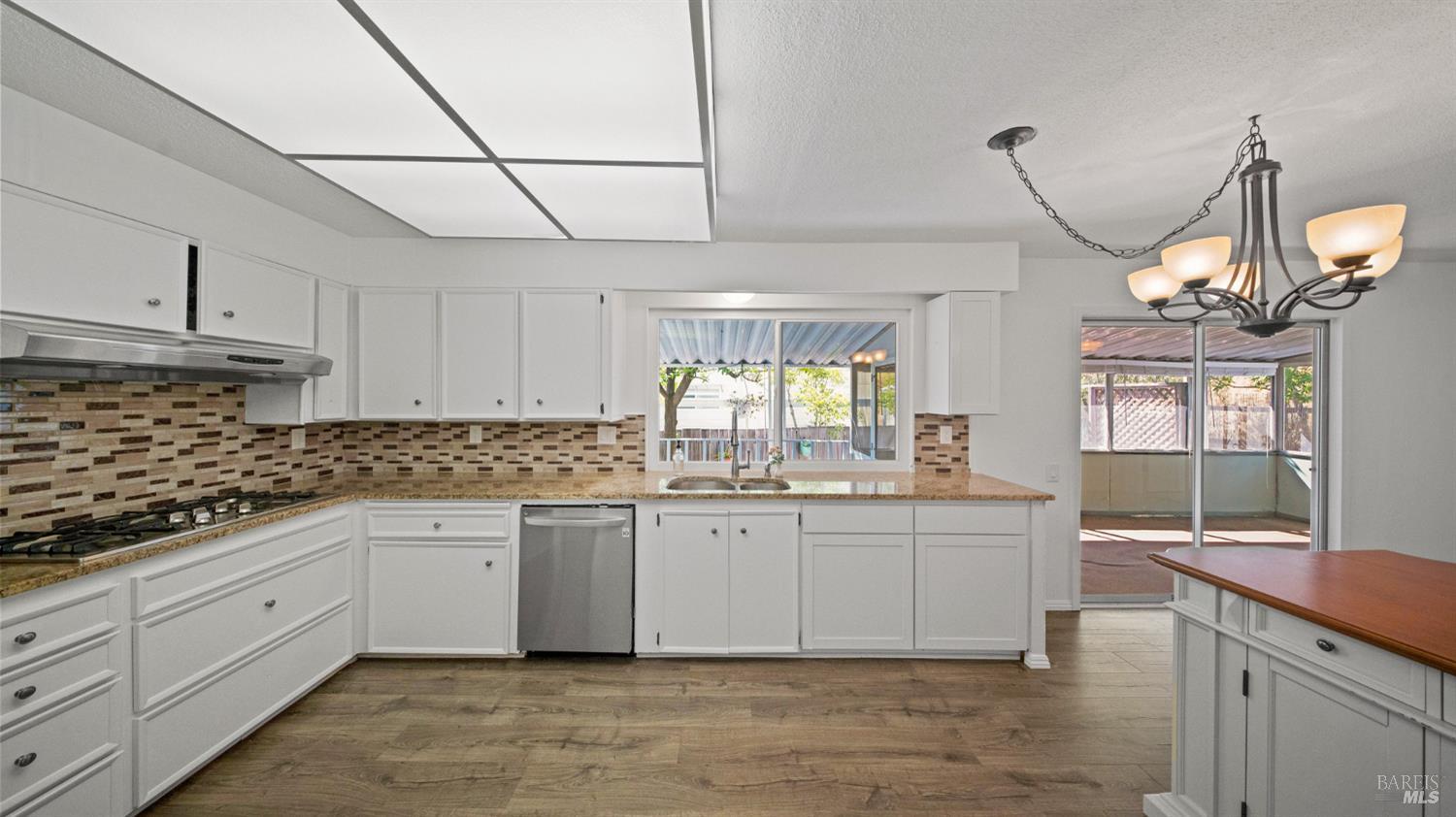 106 Panorama Drive