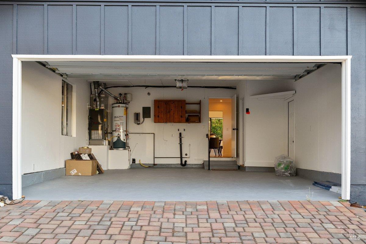 81 Drakewood Lane