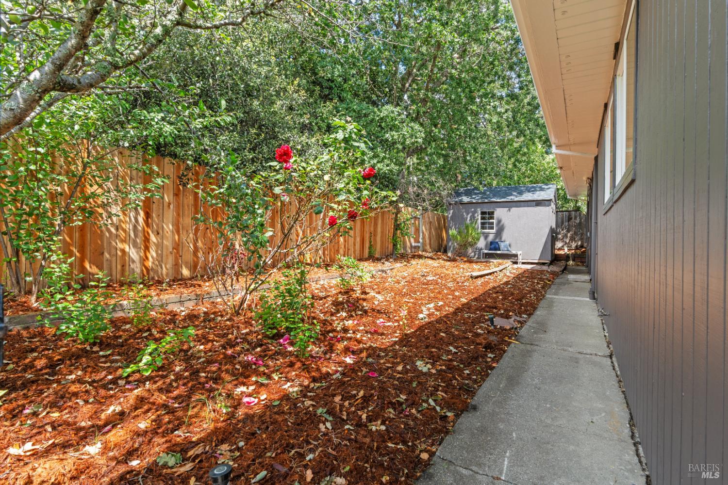 643 Wakerobin Lane