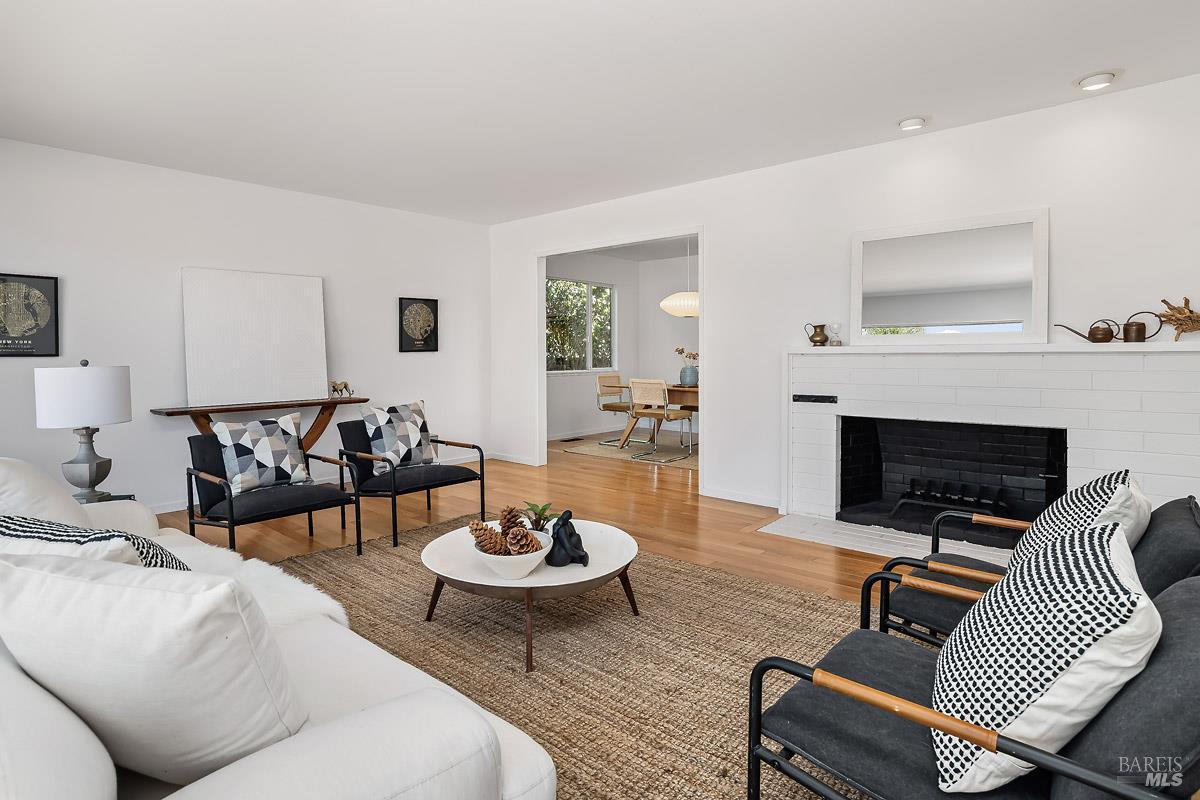 316 Riviera Drive