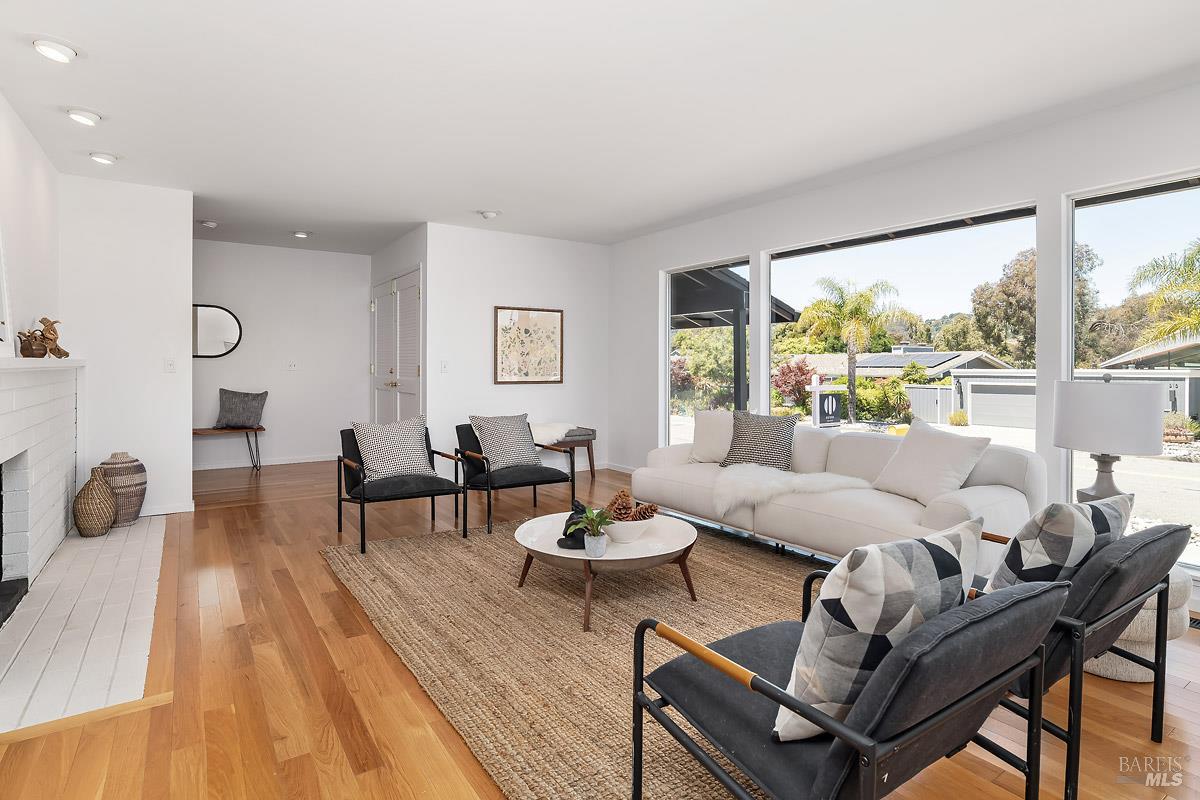 316 Riviera Drive