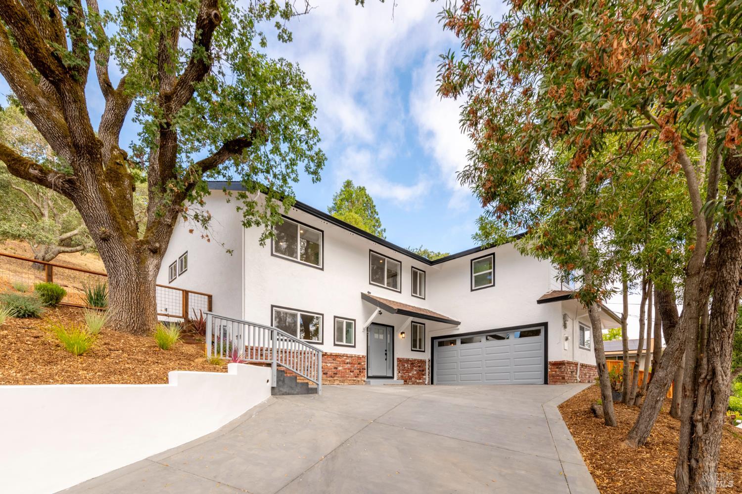 15 San Joaquin Place