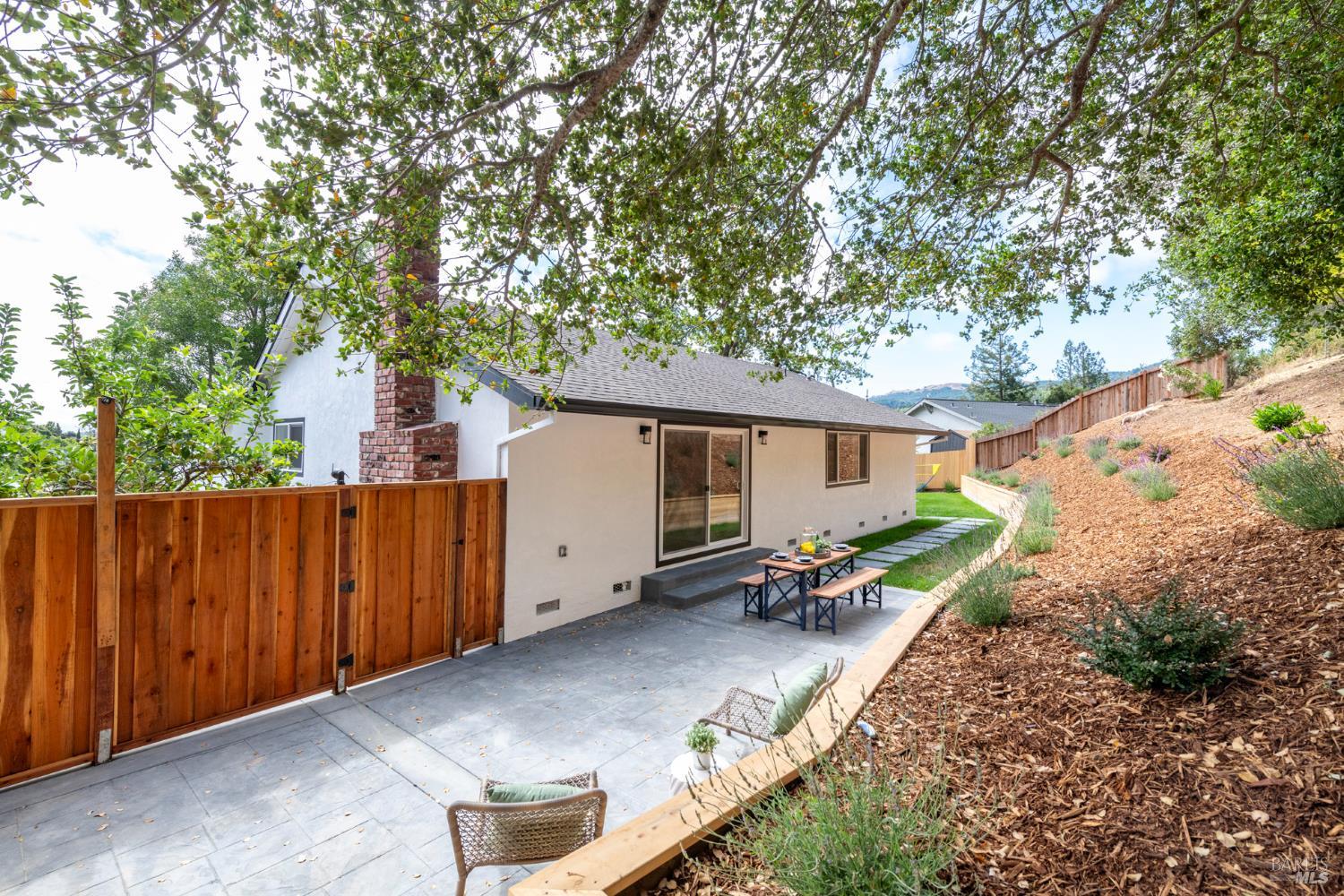 15 San Joaquin Place