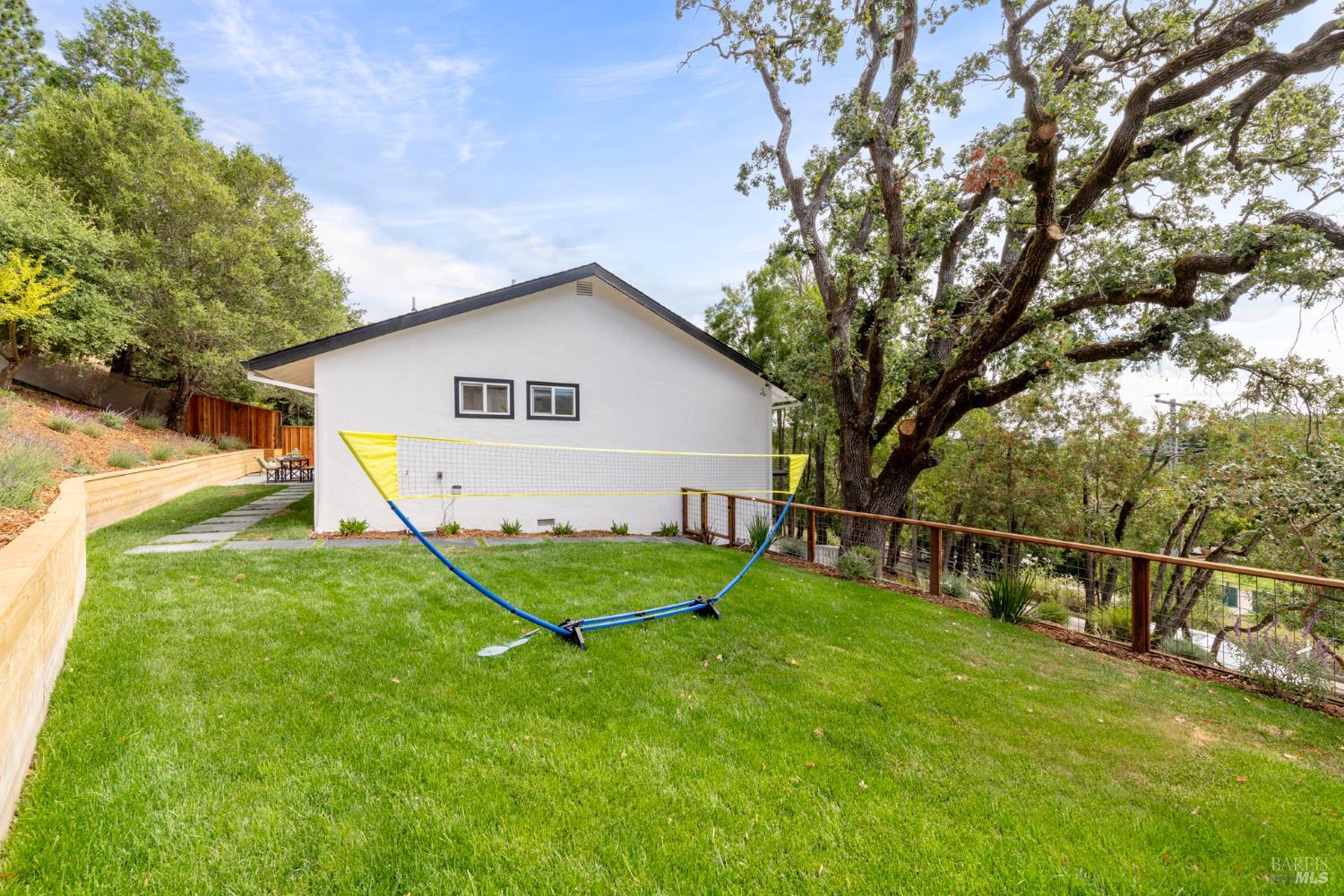 15 San Joaquin Place