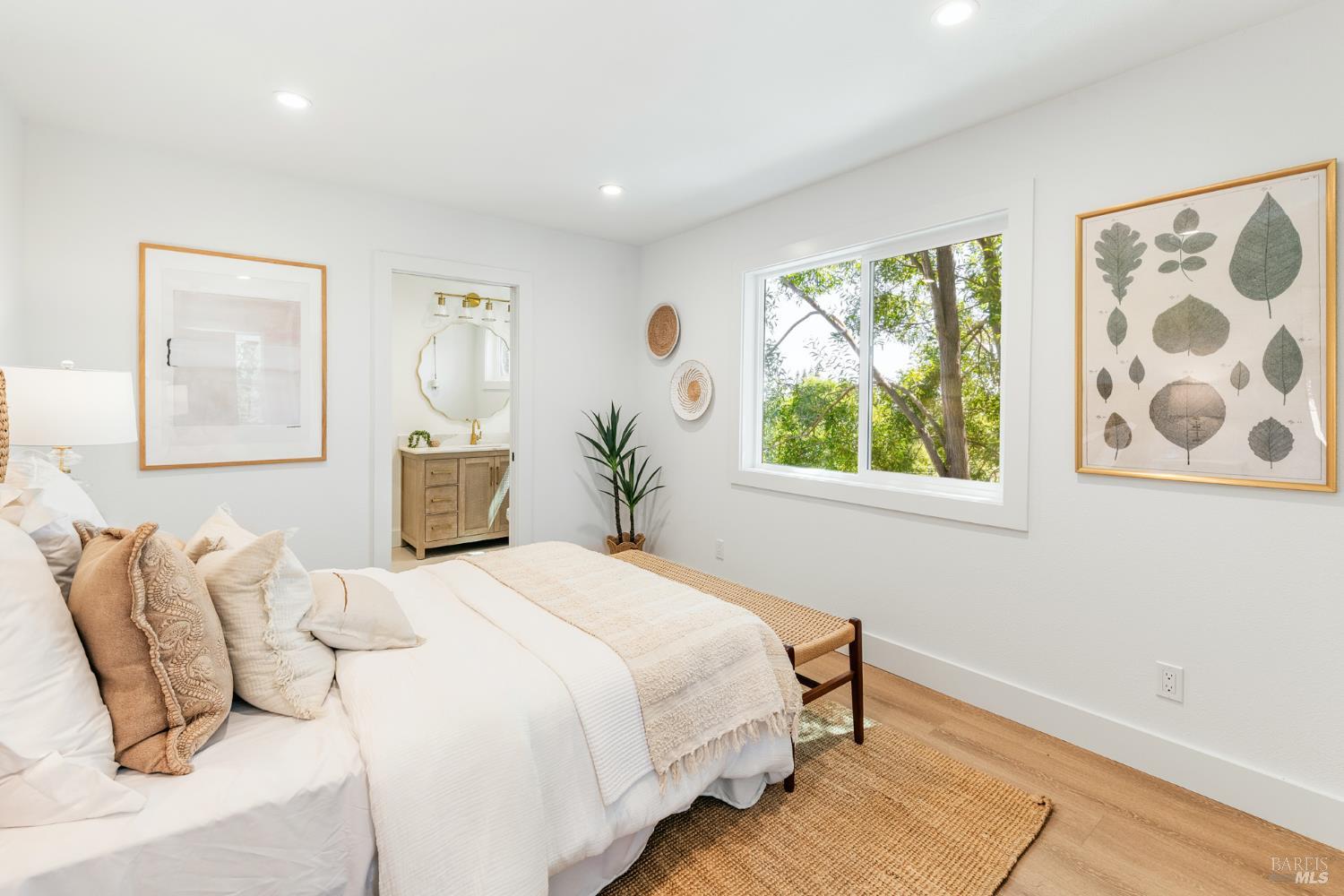 15 San Joaquin Place