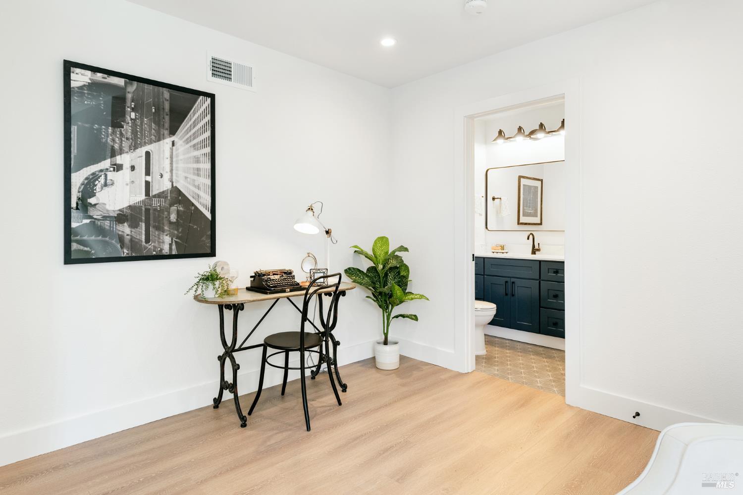 15 San Joaquin Place
