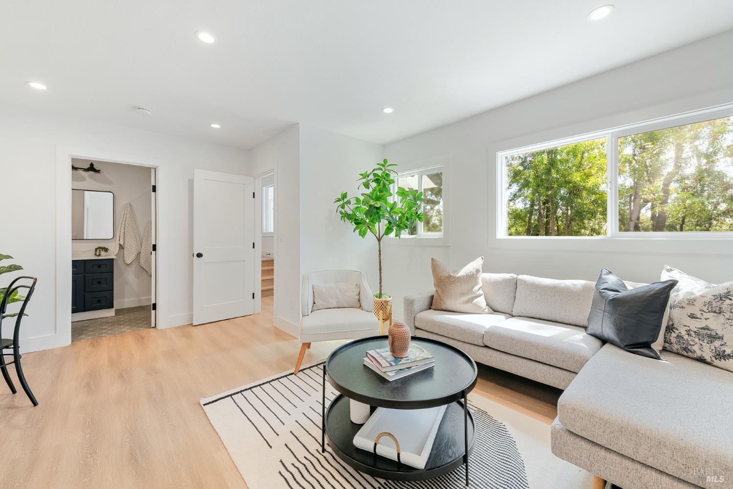 15 San Joaquin Place