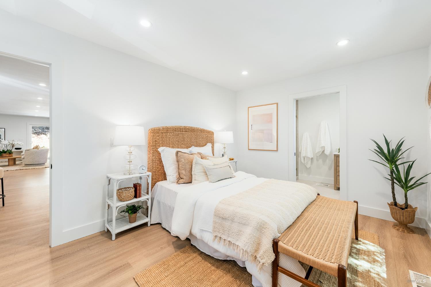 15 San Joaquin Place