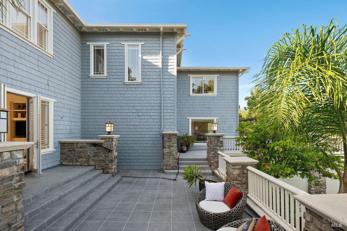 101 Windwalker Way