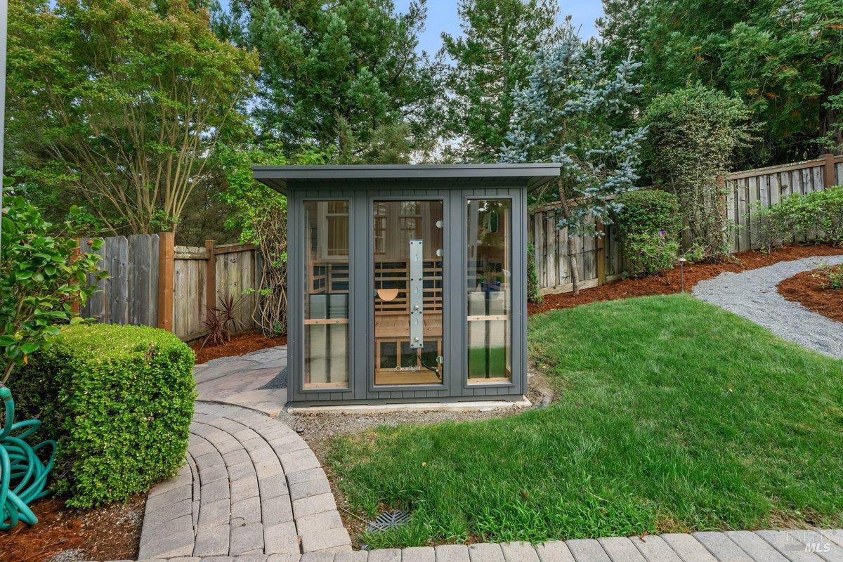 101 Windwalker Way