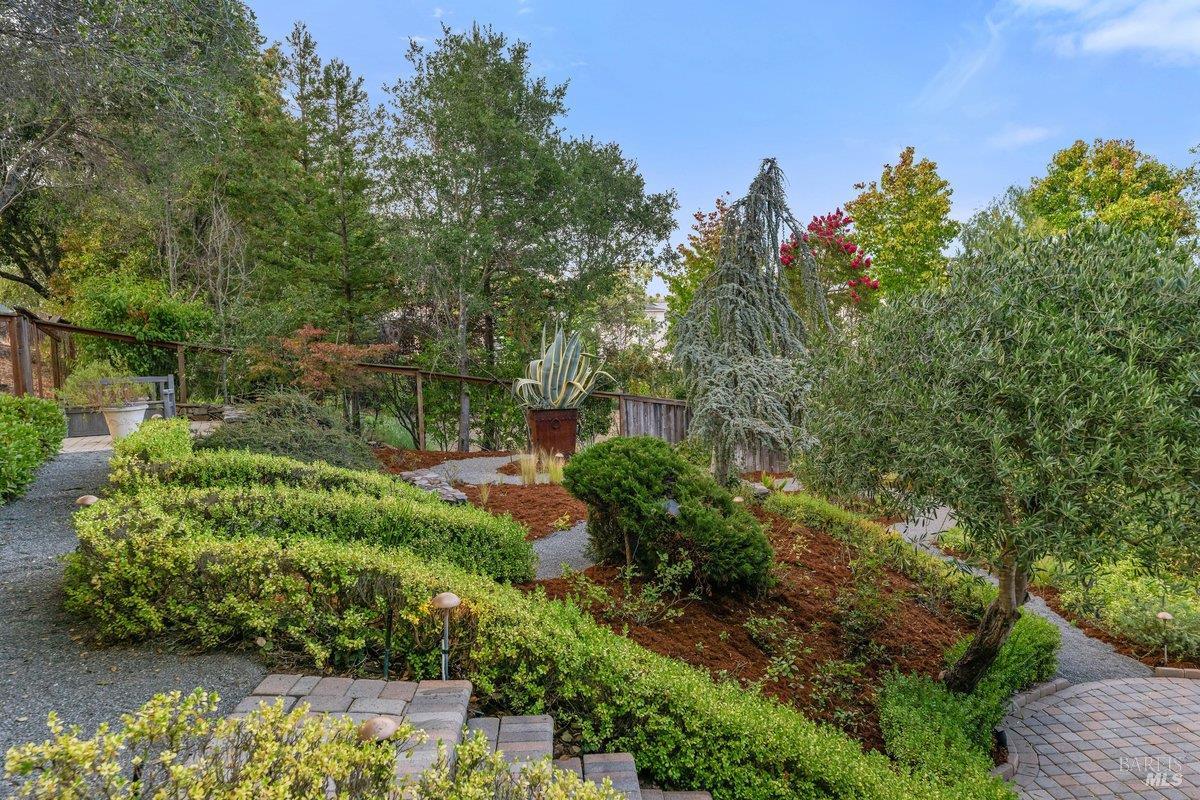 101 Windwalker Way