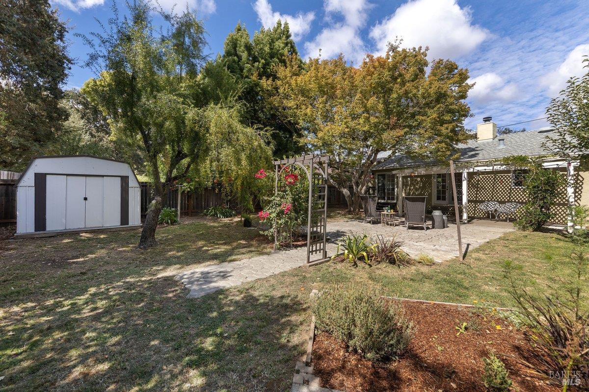 789 Clausing Avenue