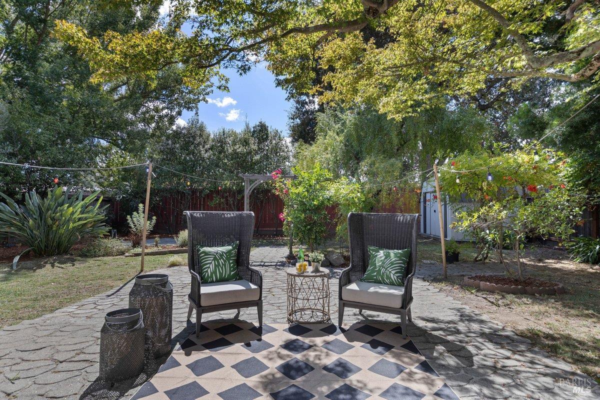 789 Clausing Avenue