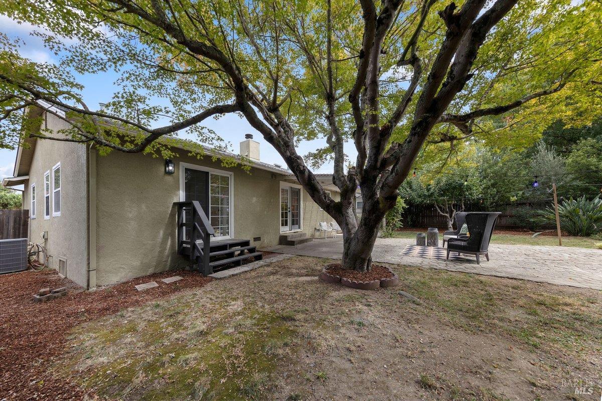 789 Clausing Avenue