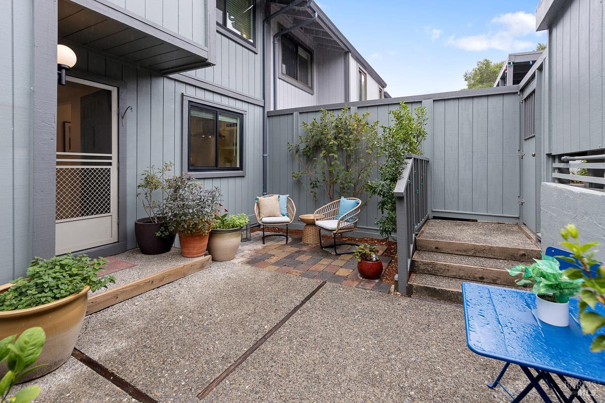 203 Sylvia Way