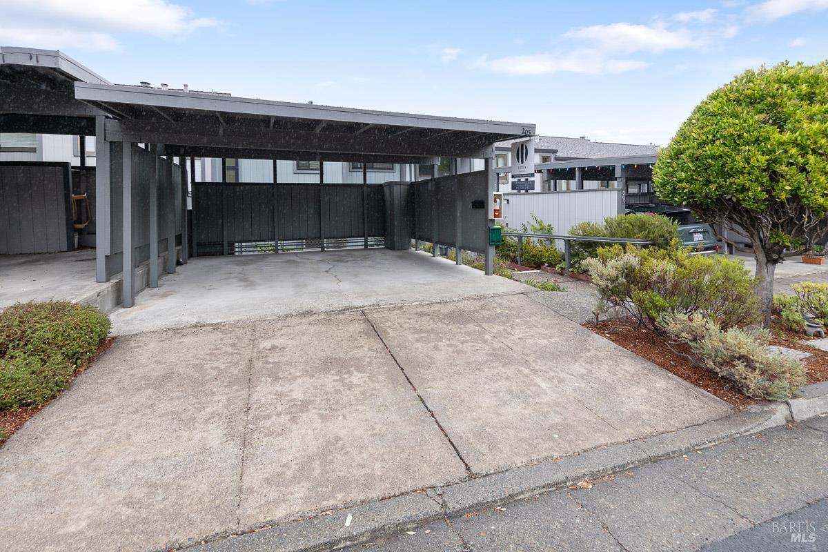 203 Sylvia Way