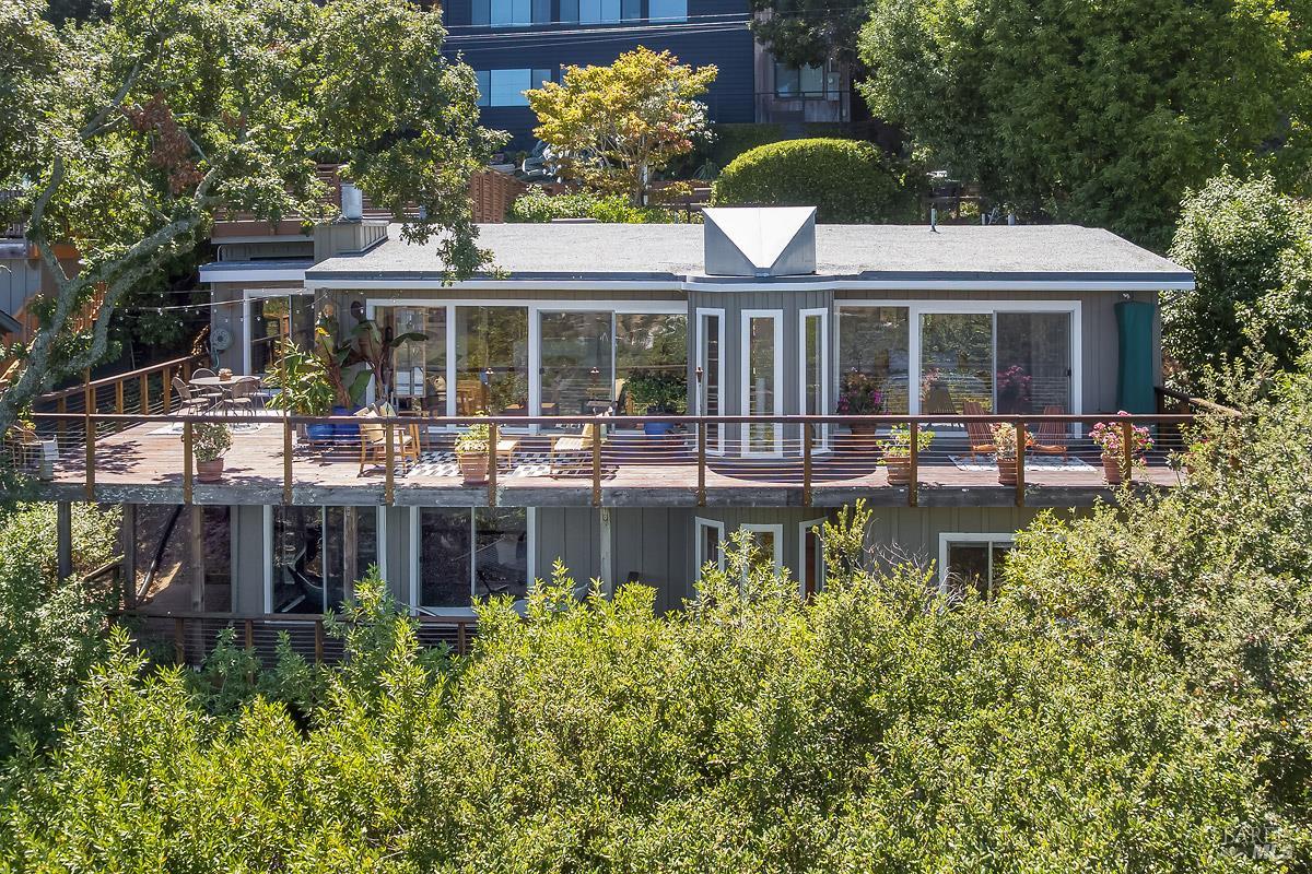 427 Scenic Avenue
