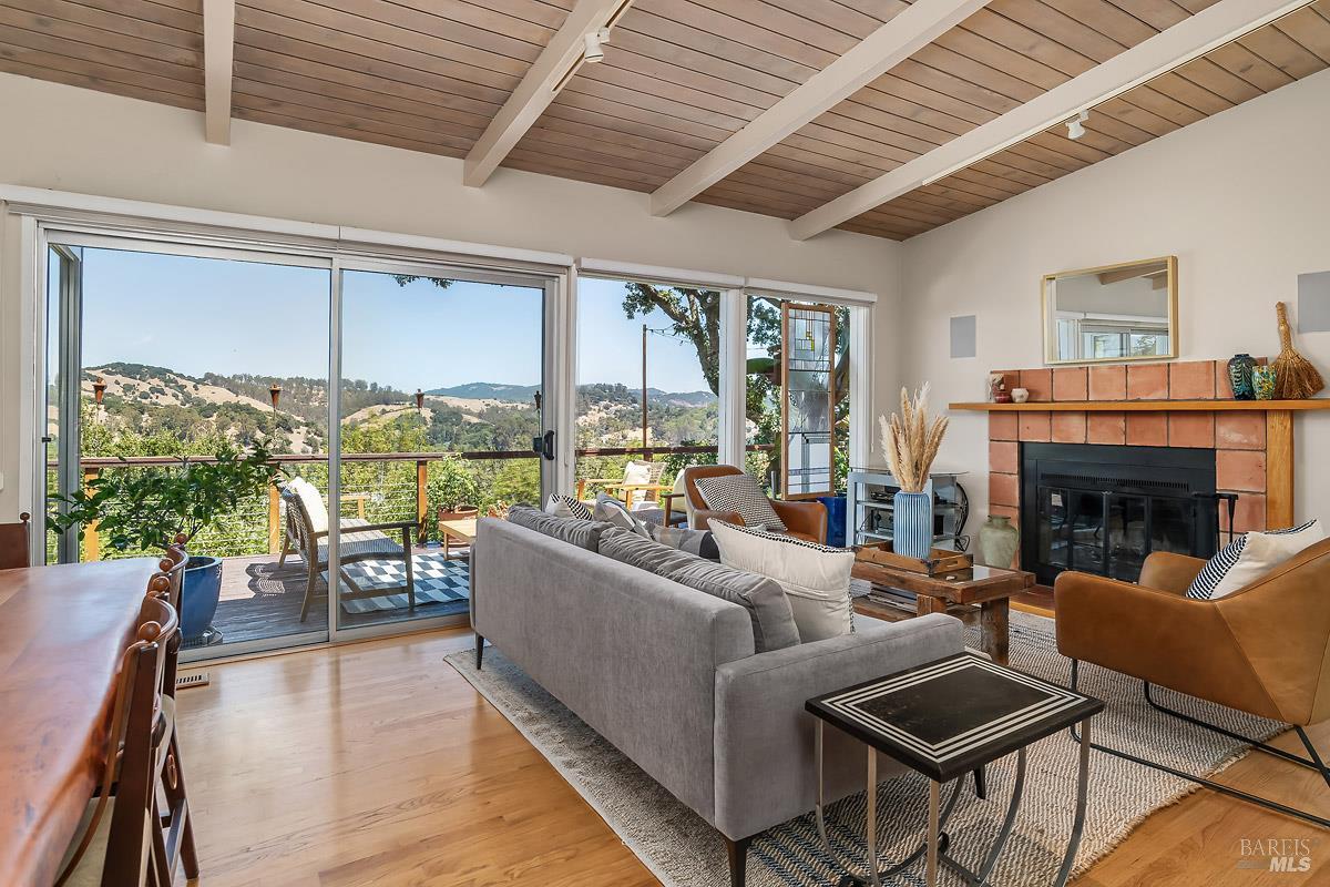 427 Scenic Avenue